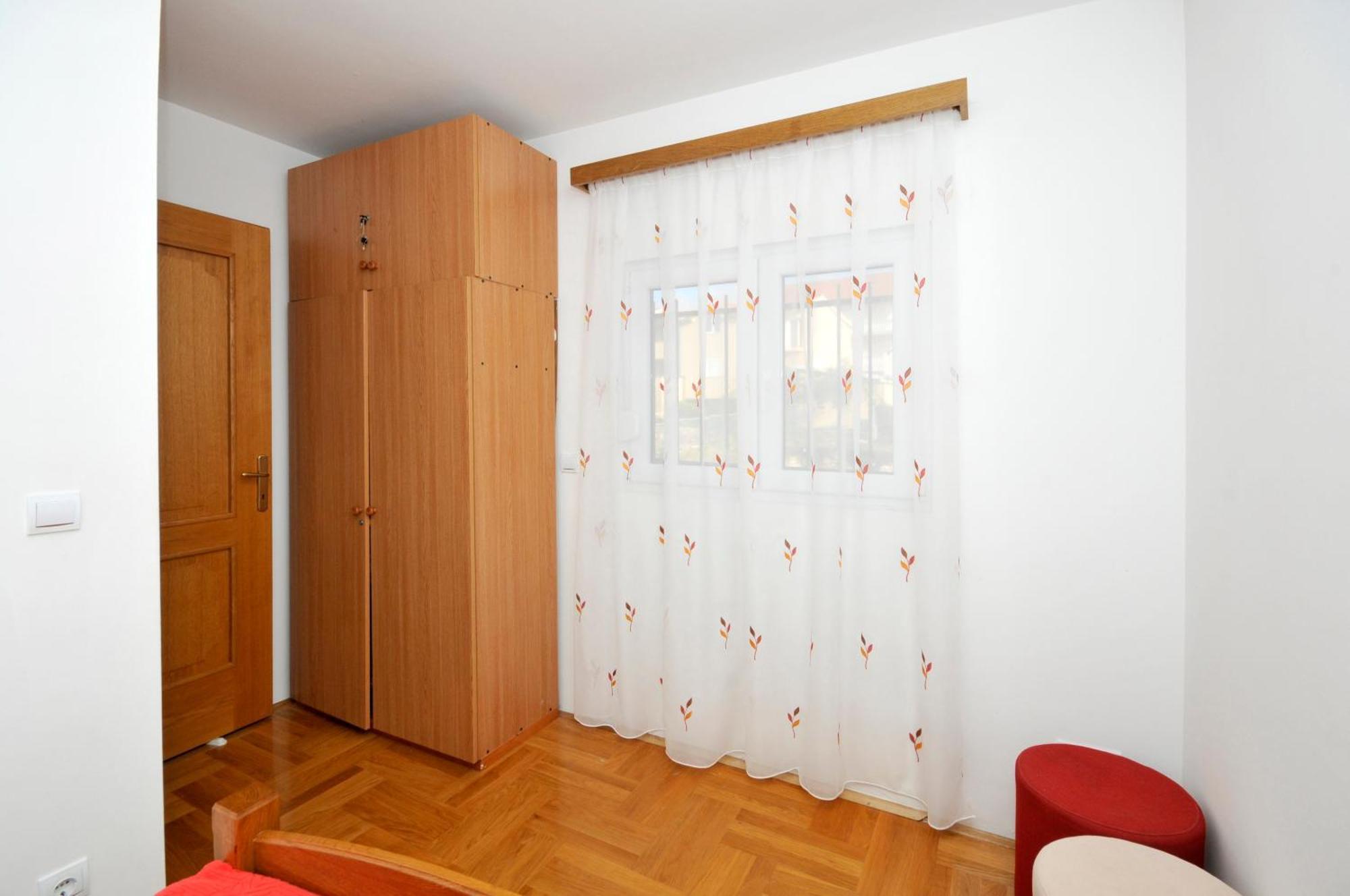 Apartmani Svalina - Seaview And 130M From Beach Traù Esterno foto