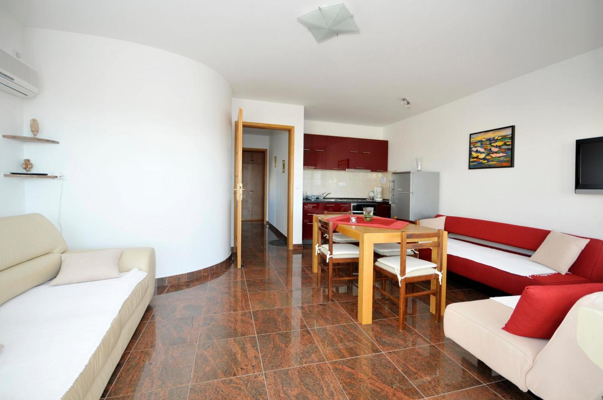 Apartmani Svalina - Seaview And 130M From Beach Traù Esterno foto