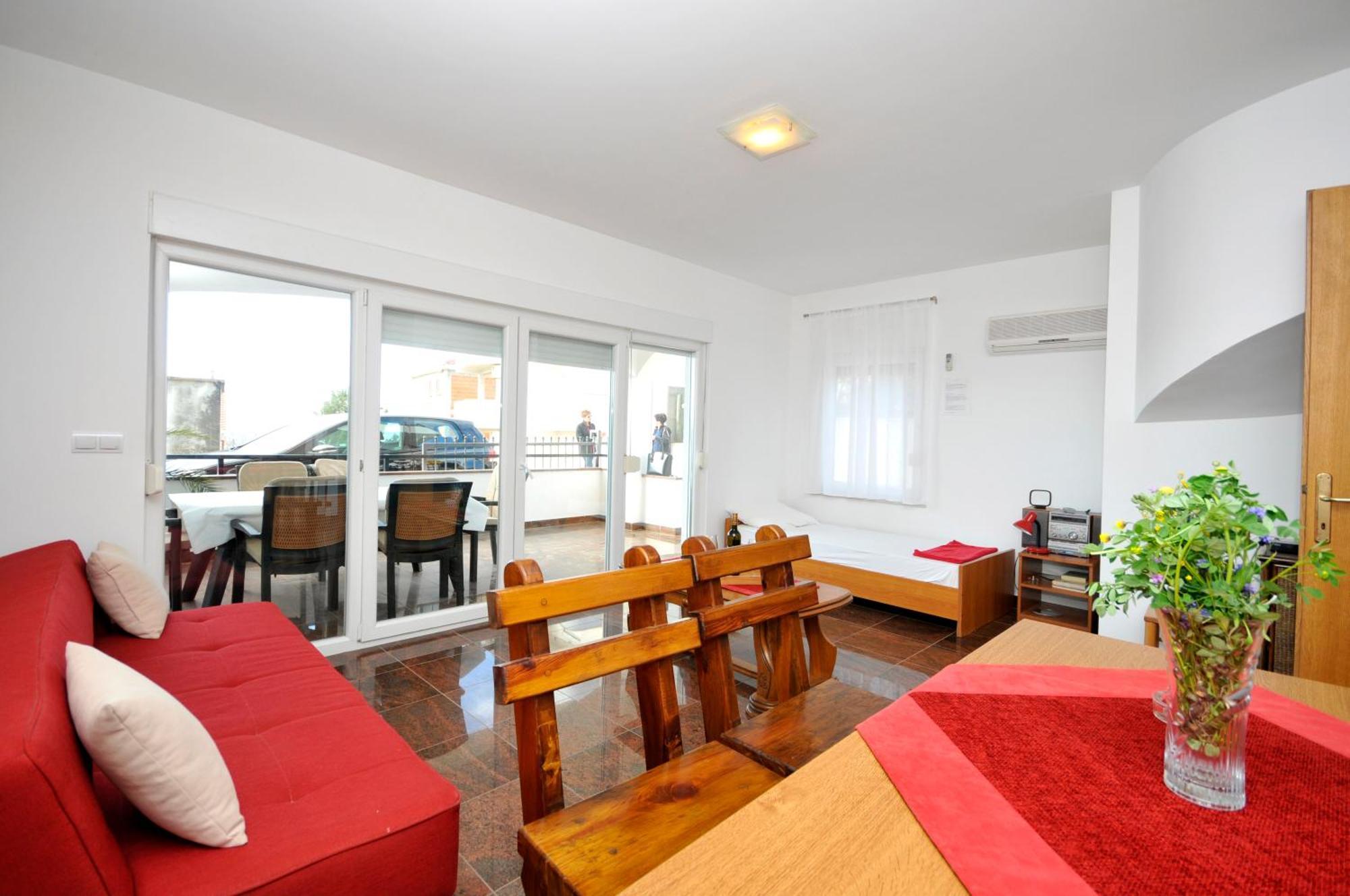 Apartmani Svalina - Seaview And 130M From Beach Traù Esterno foto