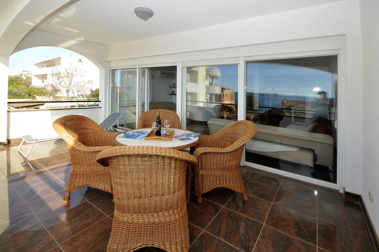 Apartmani Svalina - Seaview And 130M From Beach Traù Esterno foto